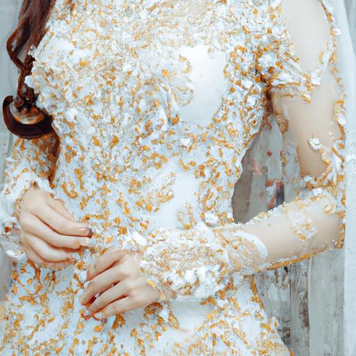 Khung hình chụp gần với một chiếc váy cưới cúp ngực, tập trung vào vùng cổ và ngực của cô dâu, tạo nên nét quyến rũ và gợi cảm